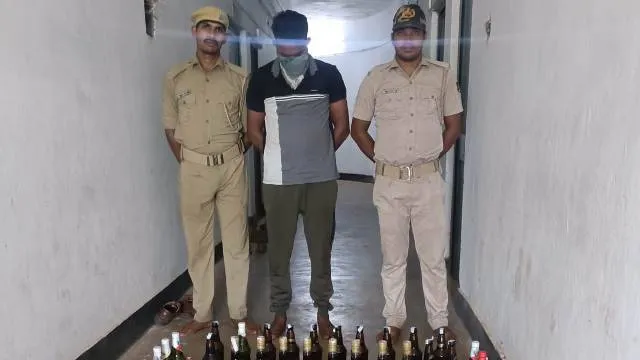 Excise-raid-Khordha-Medical-chouk-2-1