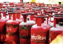 ଆଜି ଘରୋଇ ଏବଂ ବାଣିଜ୍ୟିକ ଉଭୟ ଗ୍ୟାସ ସିଲିଣ୍ଡରର ମୂଲ୍ୟ ବୃଦ୍ଧି ପାଇଛି।